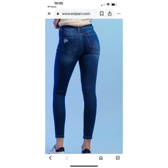 Enjean Women Size 7/28 High Rise Destructed Skinny Jeans Dark Wash Comfort - Picture 3 of 16